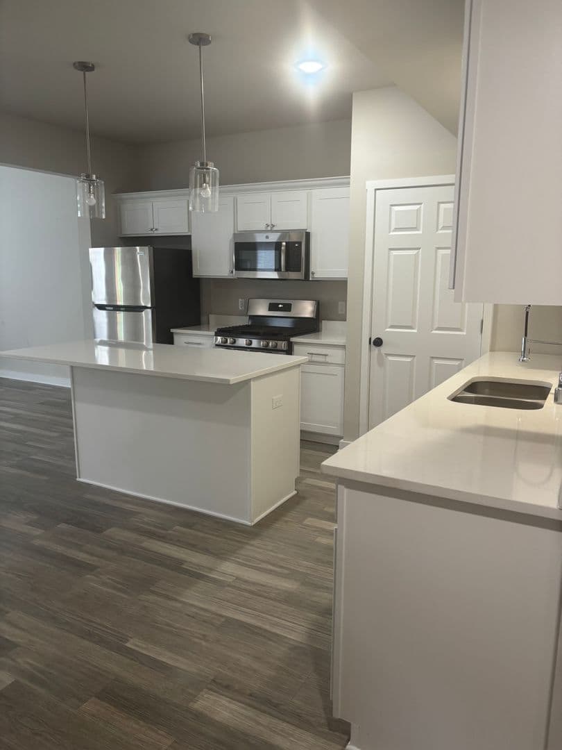 Lake Mills Apartment: 1356 S Main Street