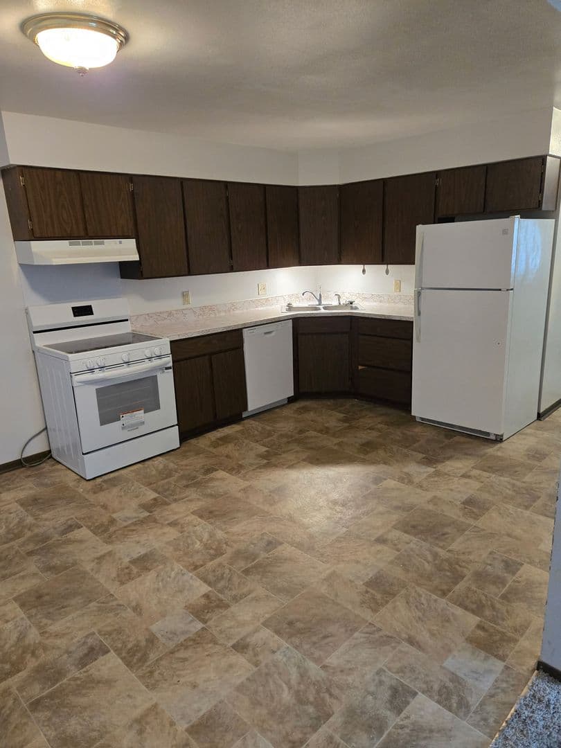 Randolph Apartment: 518 Williams Street