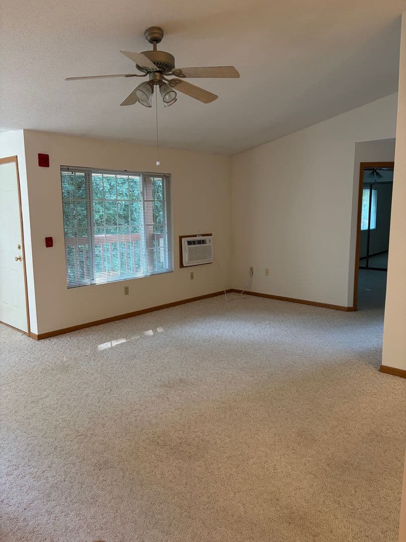 Beaver Dam Apartment: 239 Cherokee Road