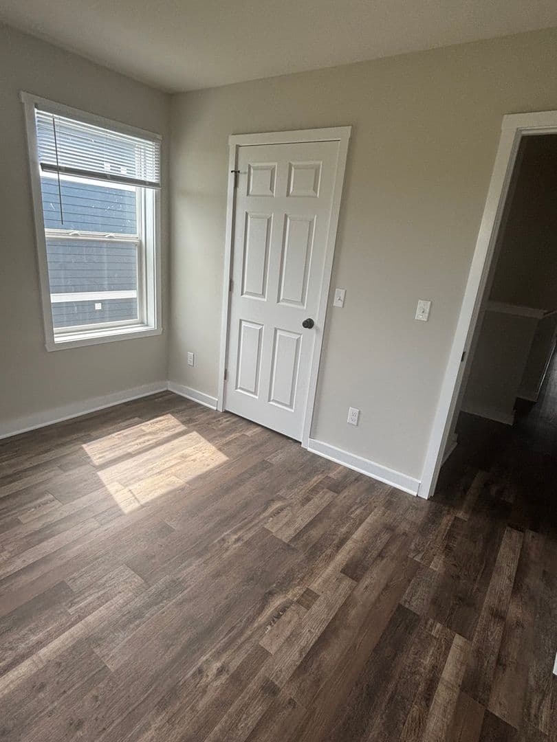Lake Mills Apartment: 1348 S Main Street