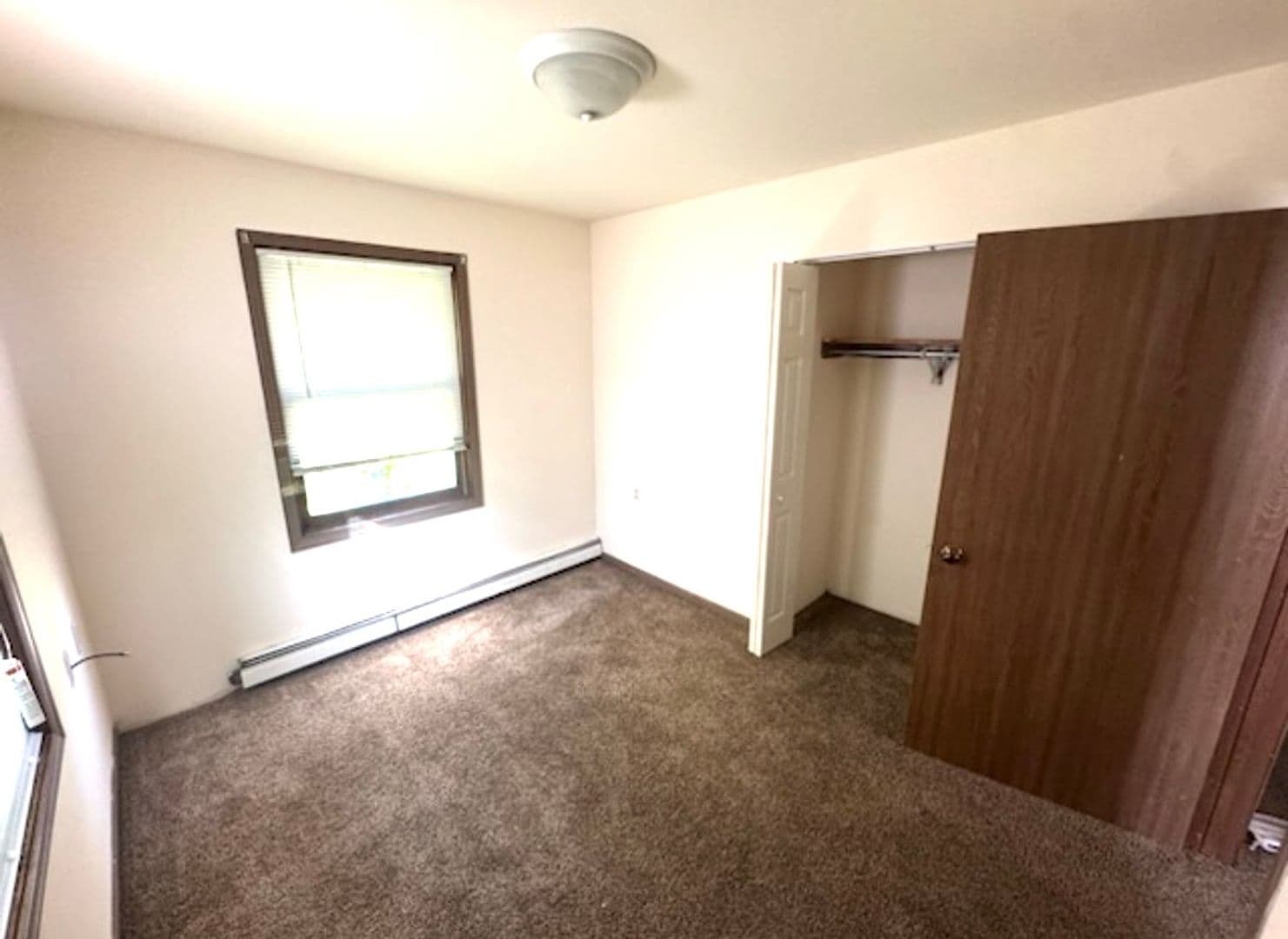 Camp Douglas Apartment: 789 Nelson Valley