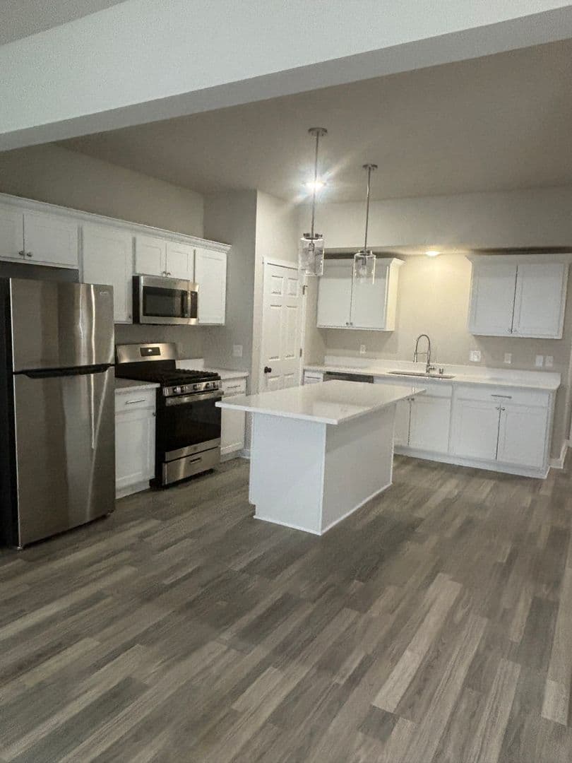 Lake Mills Apartment: 1356 S Main Street