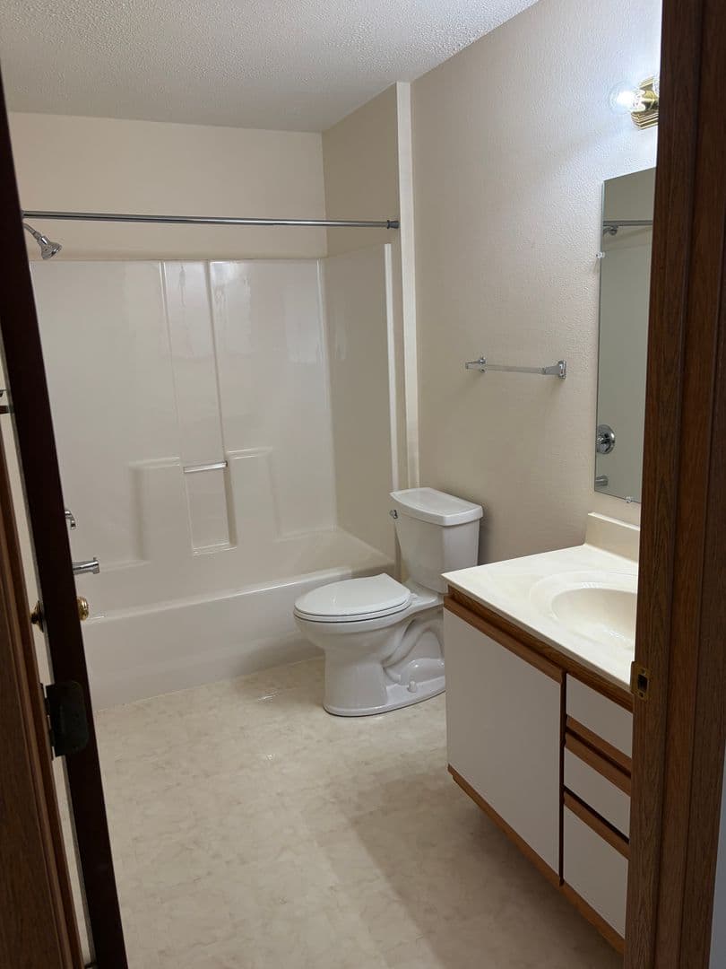 Beaver Dam Apartment: 239 Cherokee Road