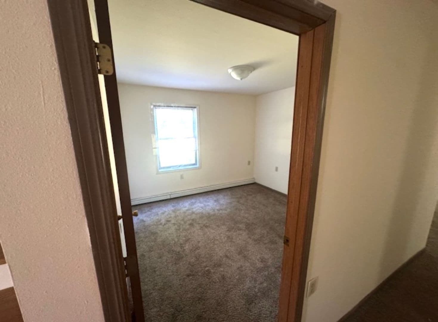 Camp Douglas Apartment: 789 Nelson Valley
