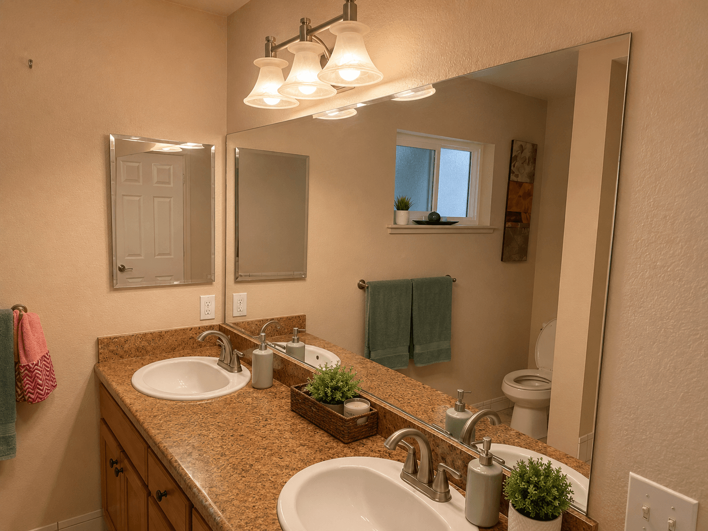 29 Palms House: 73837 Playa Vista