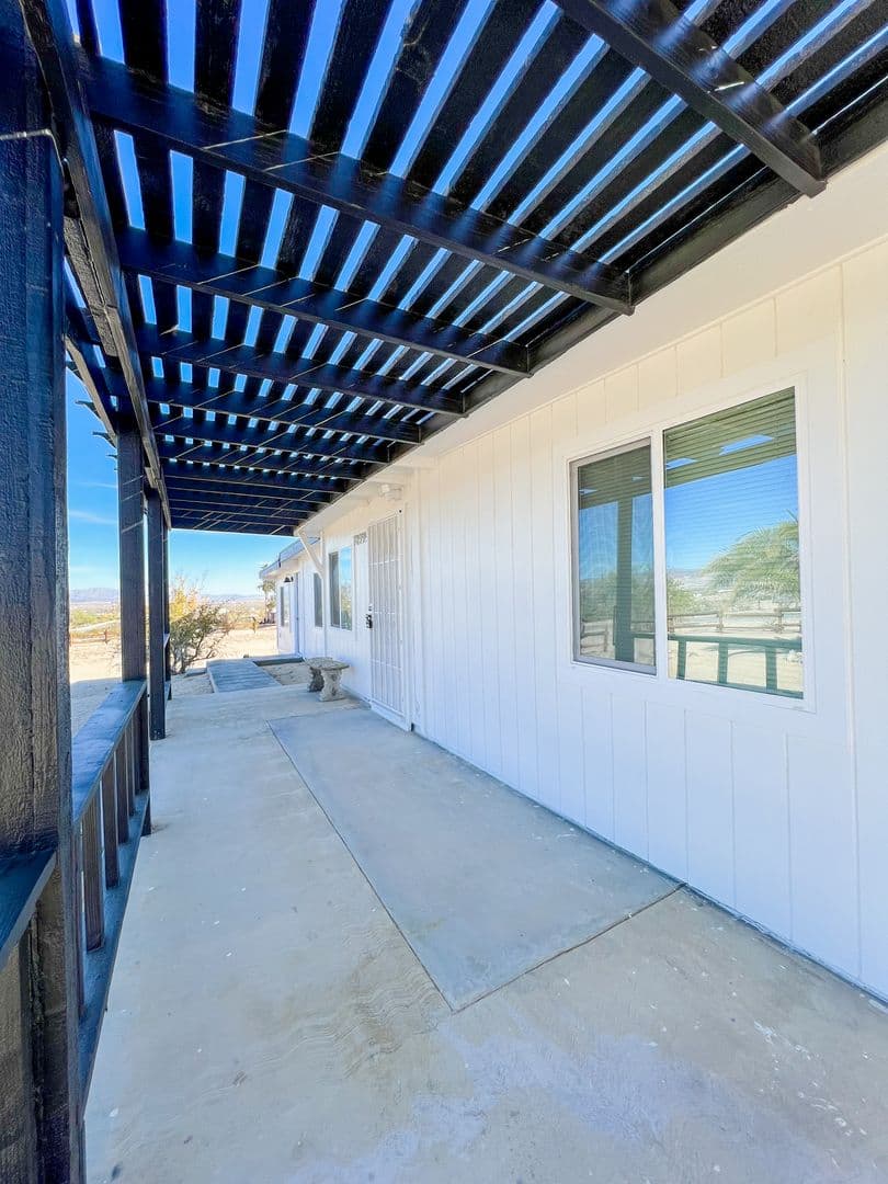Twentynine Palms House: 70995 Indian Trail