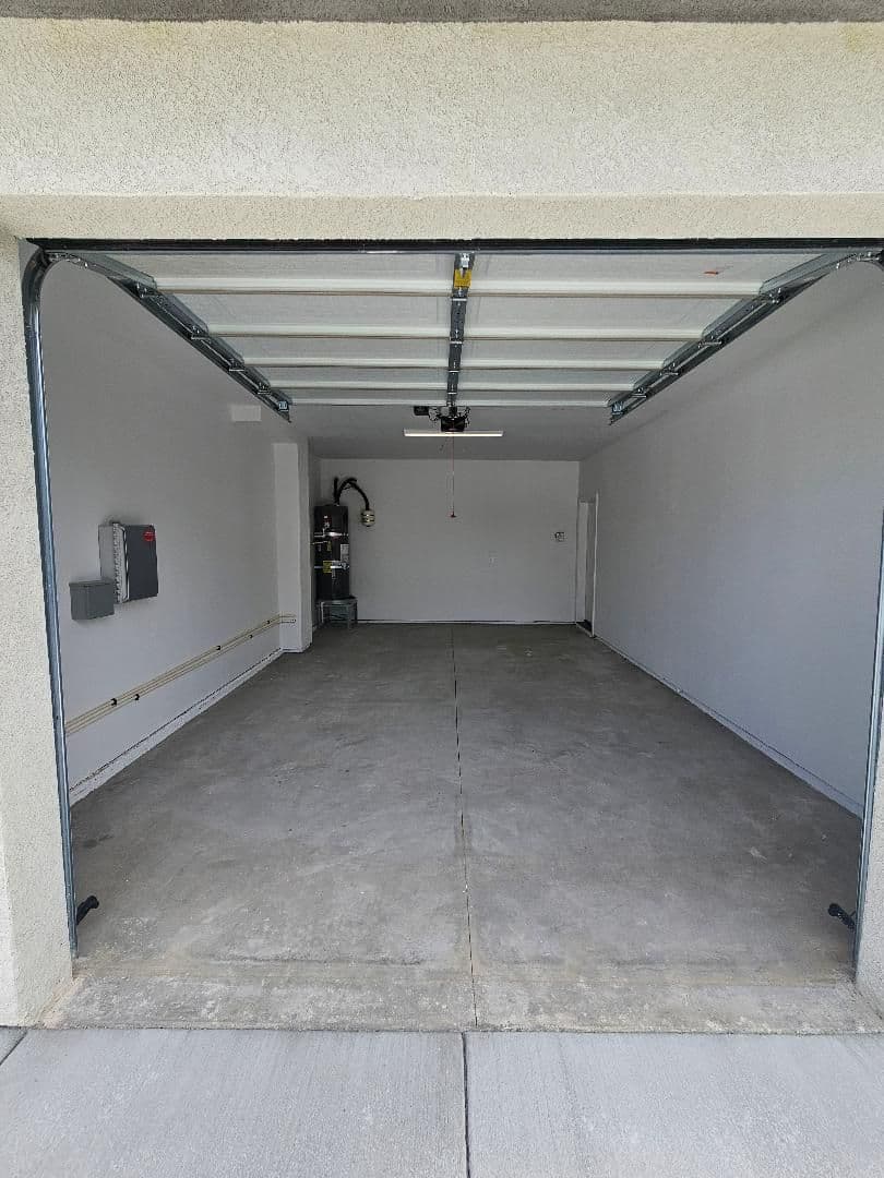 Twentynine Palms Apartment: 5967 Bagley Ave