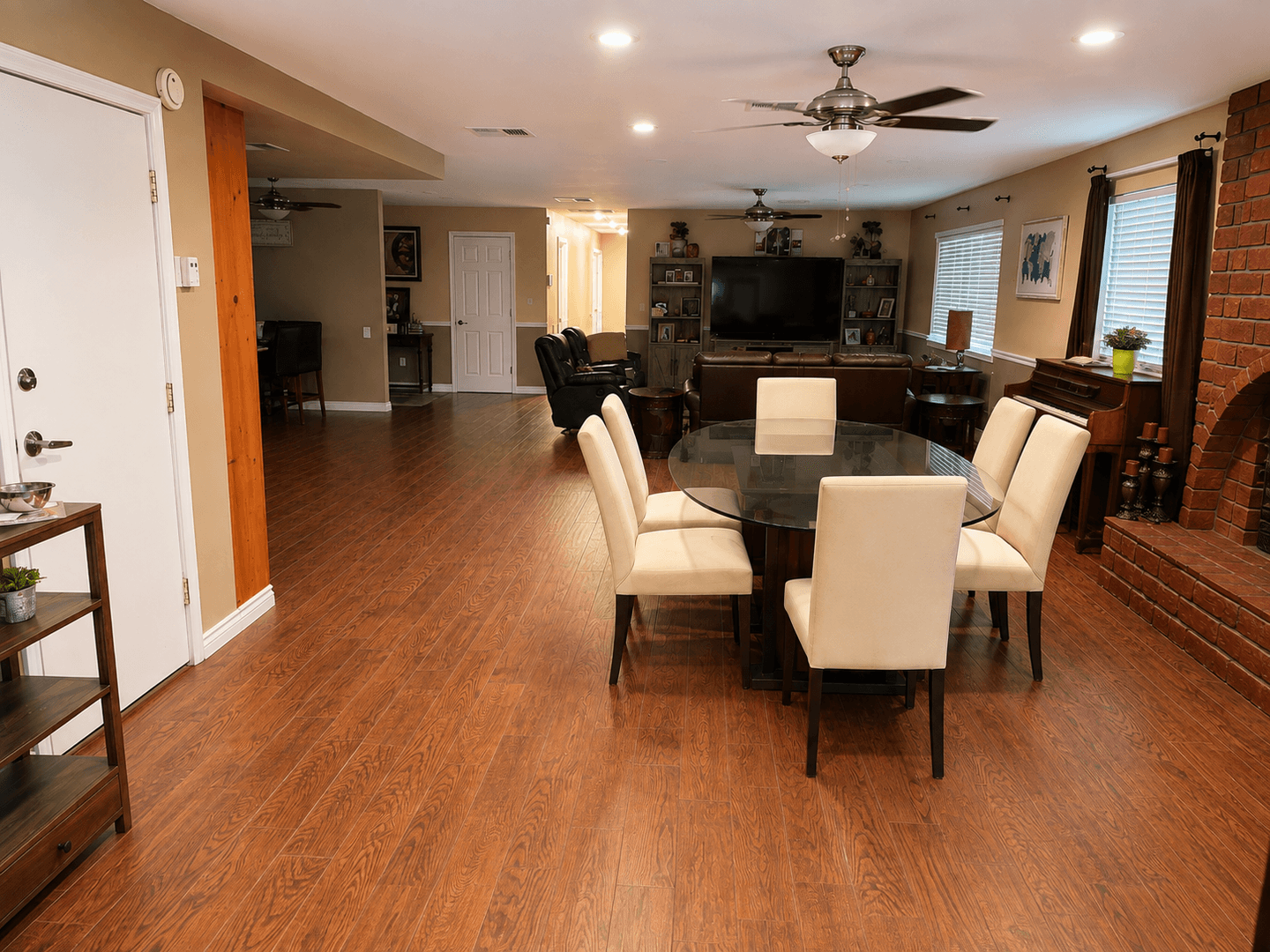 29 Palms House: 73837 Playa Vista