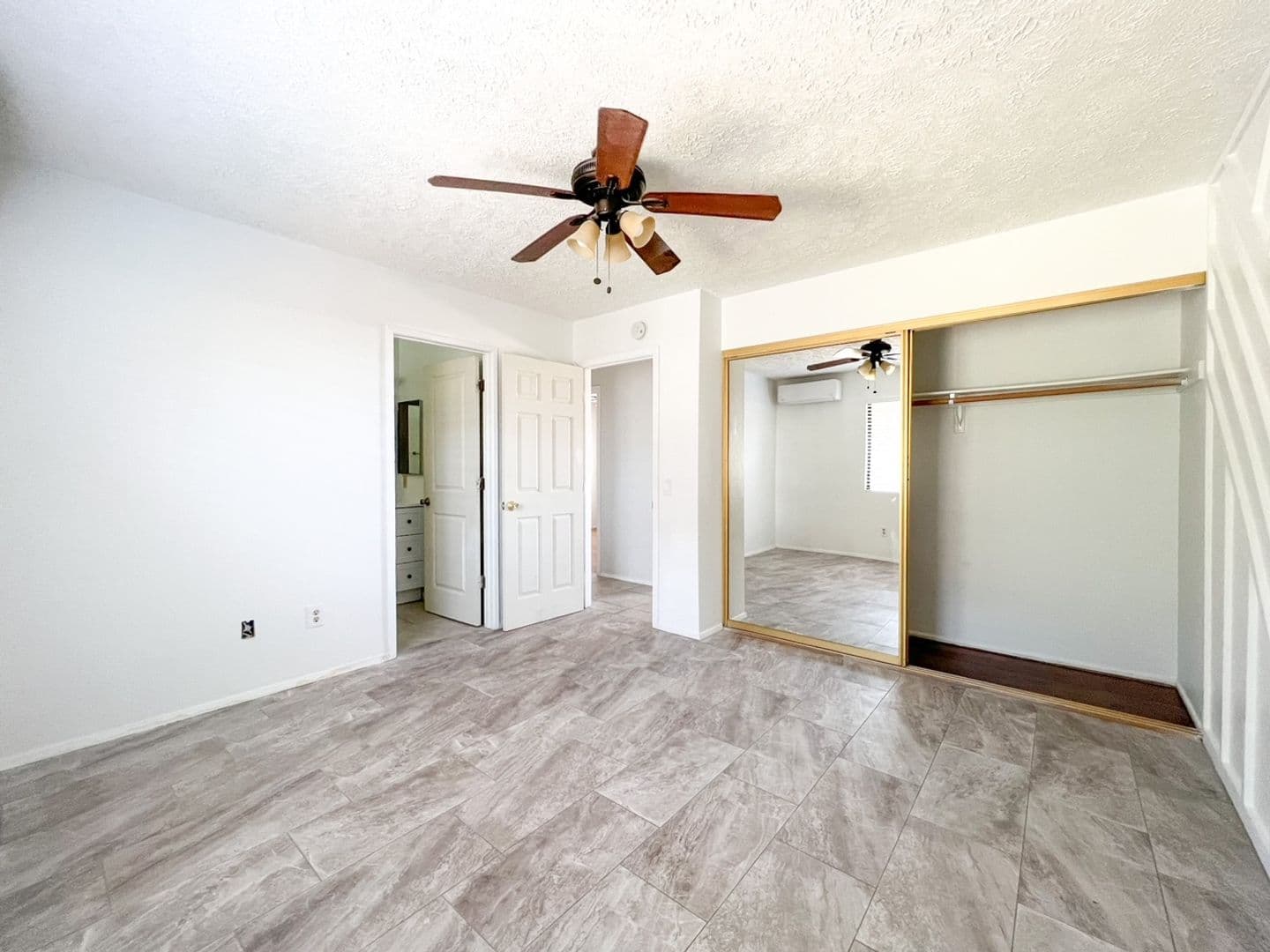 Twentynine Palms House: 6245 Cahuilla Ave