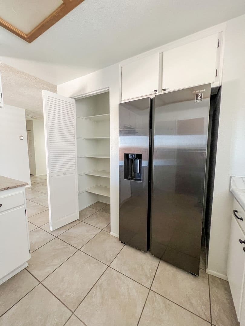 Twentynine Palms House: 6245 Cahuilla Ave