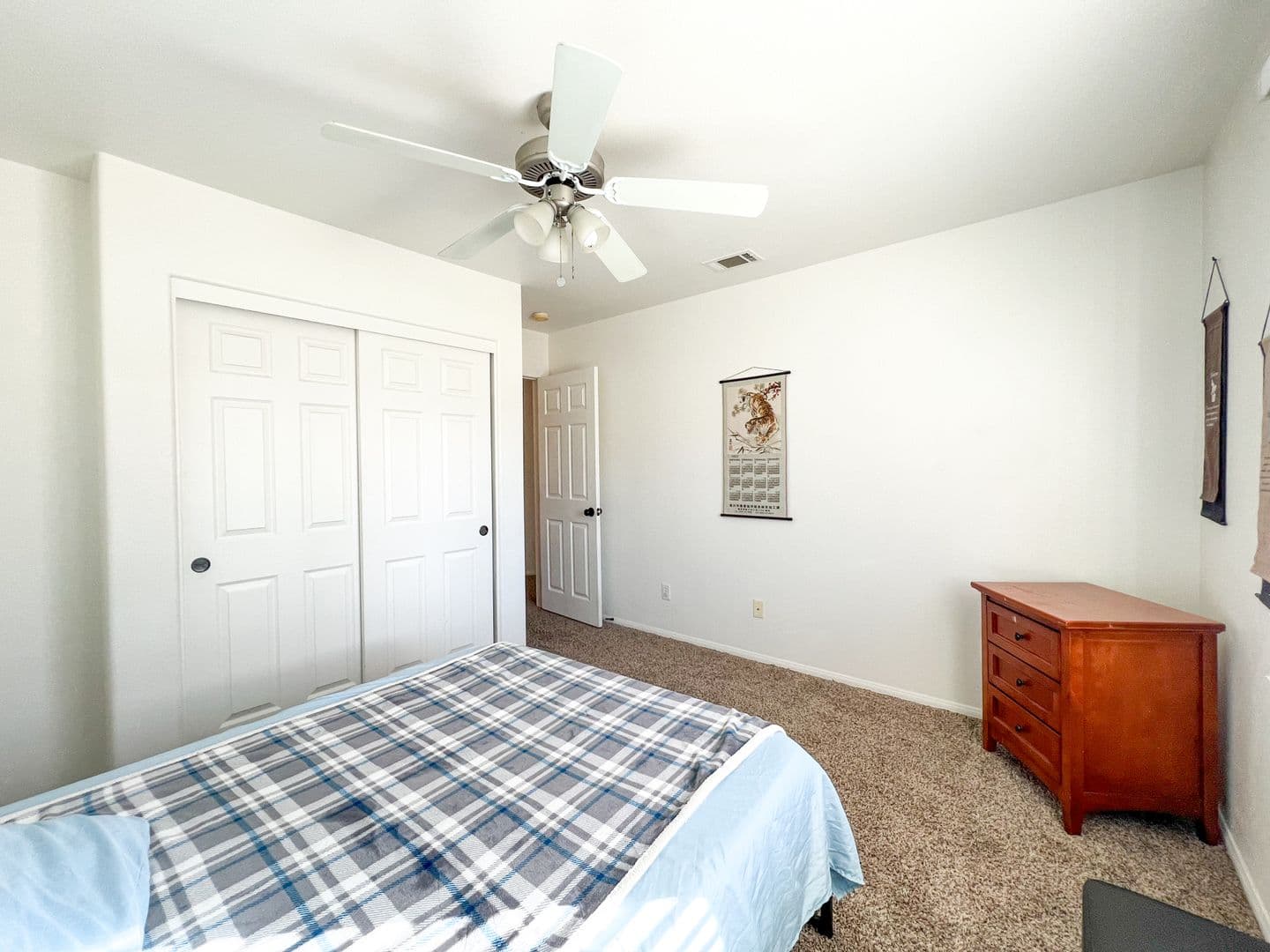 Twentynine Palms House: 6829 Quail Spring Avenue