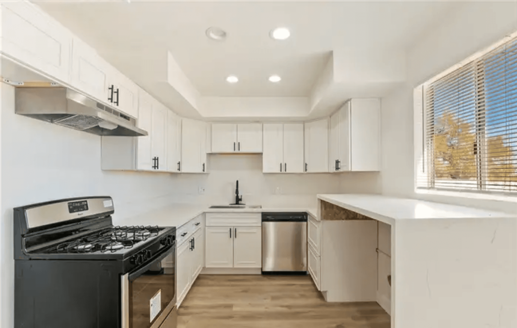 Twentynine Palms House: 5555 Mariposa Ave