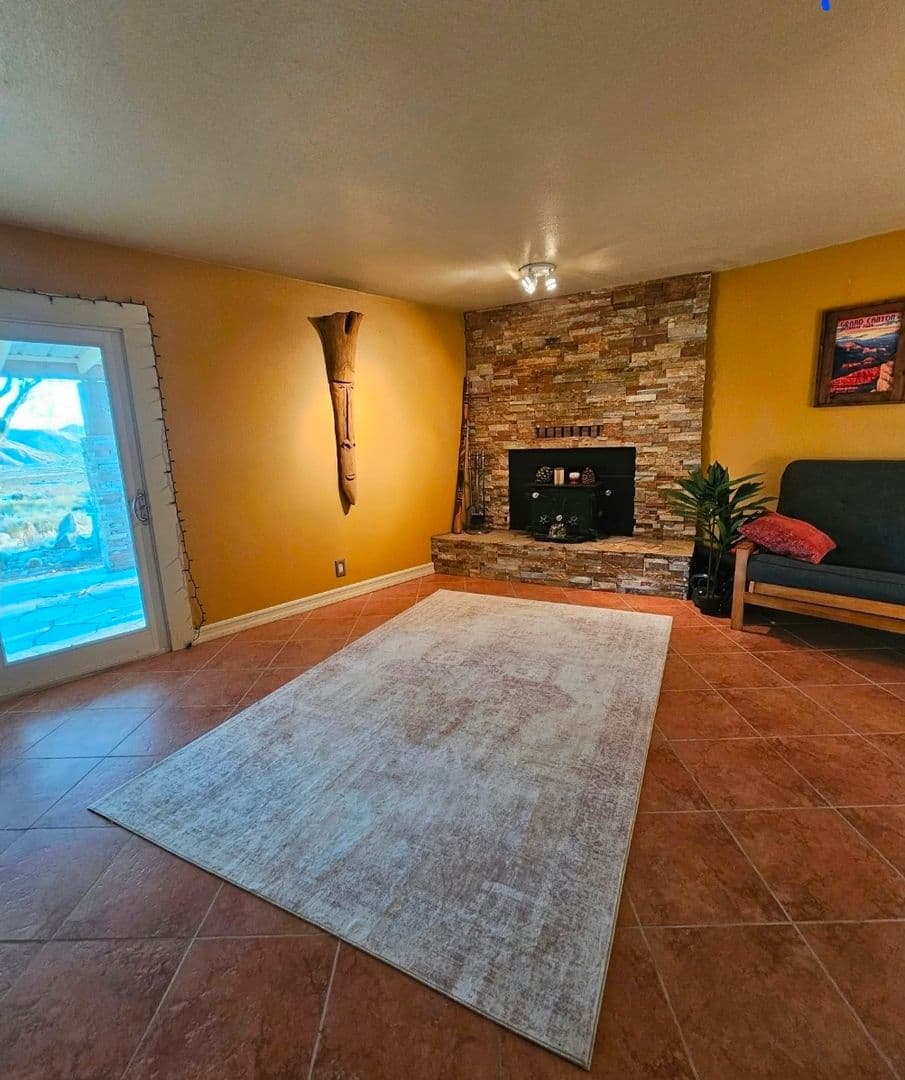 Morongo Valley House: 50521 Skyview Ln