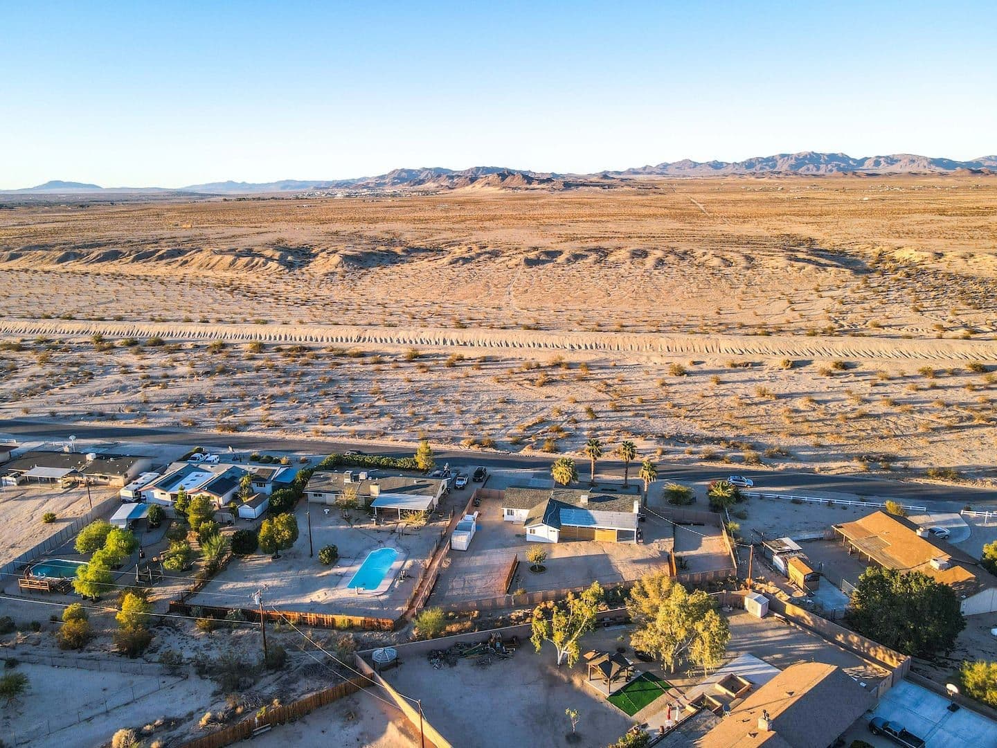 Twentynine Palms House: 75051 Saddlehorn Road