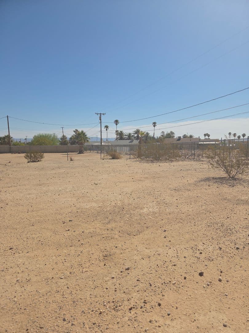Twentynine Palms House: 72565 Granite Ave