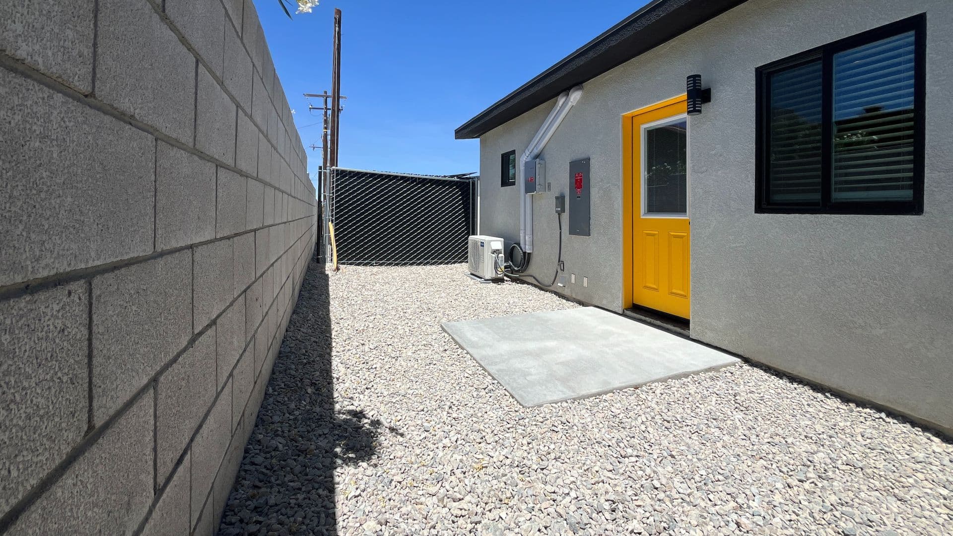 Twentynine Palms Apartment: 73449 Desert Trail