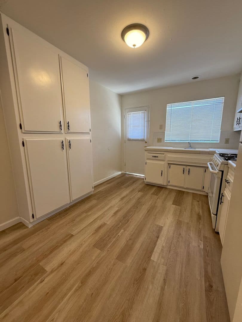 Twentynine Palms Apartment: 73615 Sun Valley