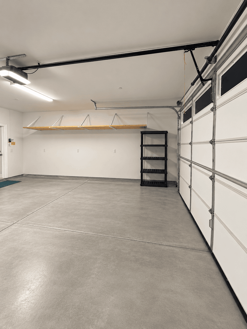 Twentynine Palms House: 6829 Indian Cove Rd