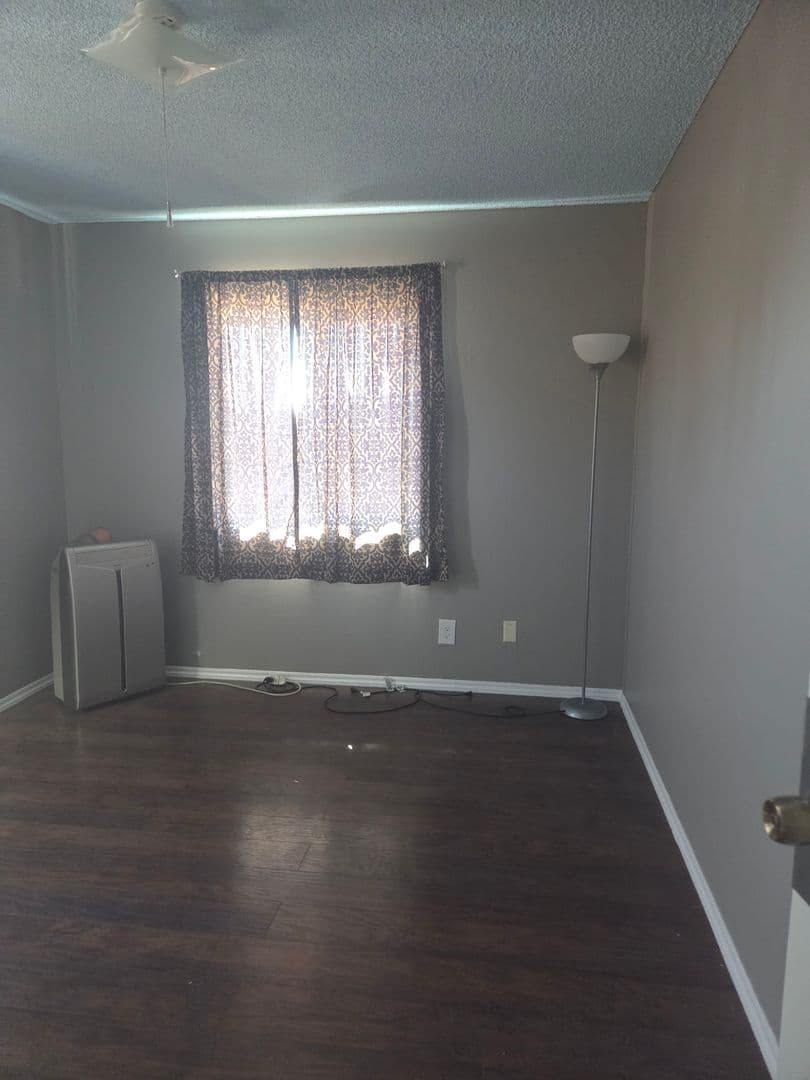Twentynine Palms House: 72565 Granite Ave