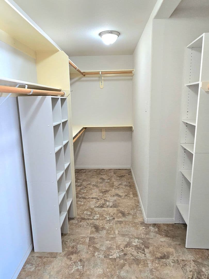Twentynine Palms House: 74404 Pinon Dr