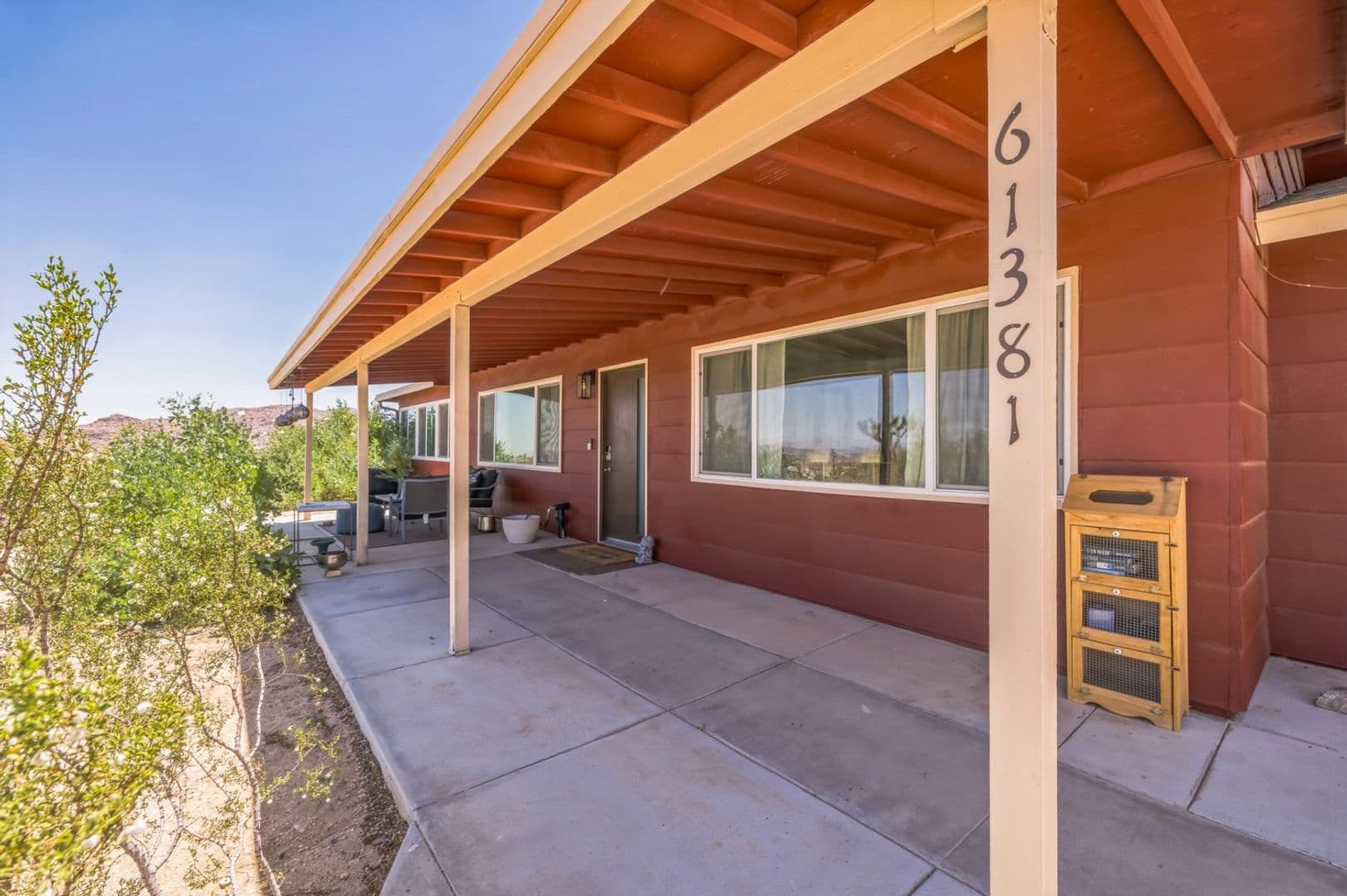 Joshua Tree House: 61381 Alta Mura Dr.