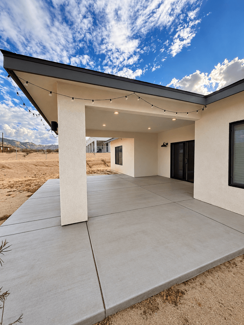 Twentynine Palms House: 6829 Indian Cove Rd