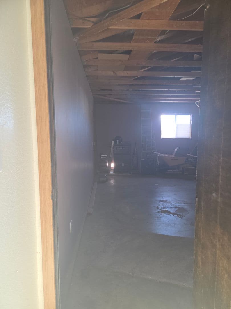 Twentynine Palms House: 72565 Granite Ave