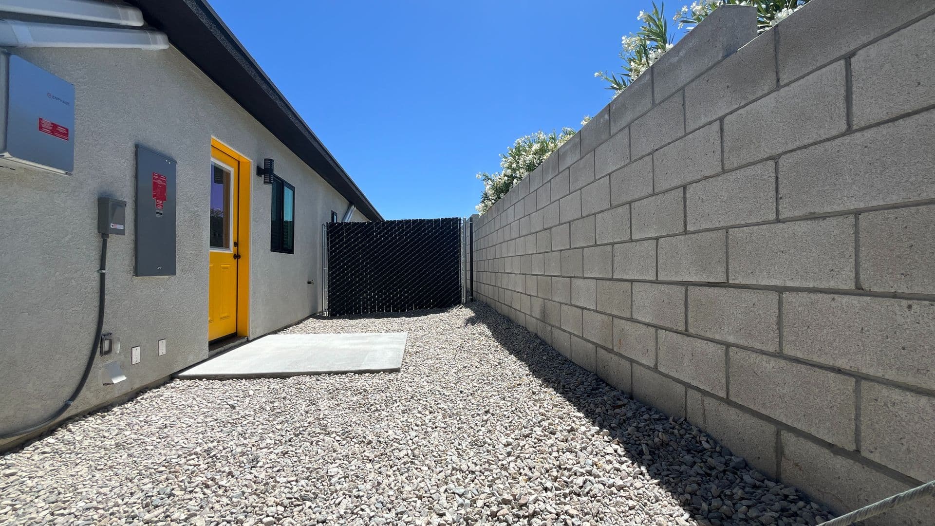 Twentynine Palms Apartment: 73449 Desert Trail