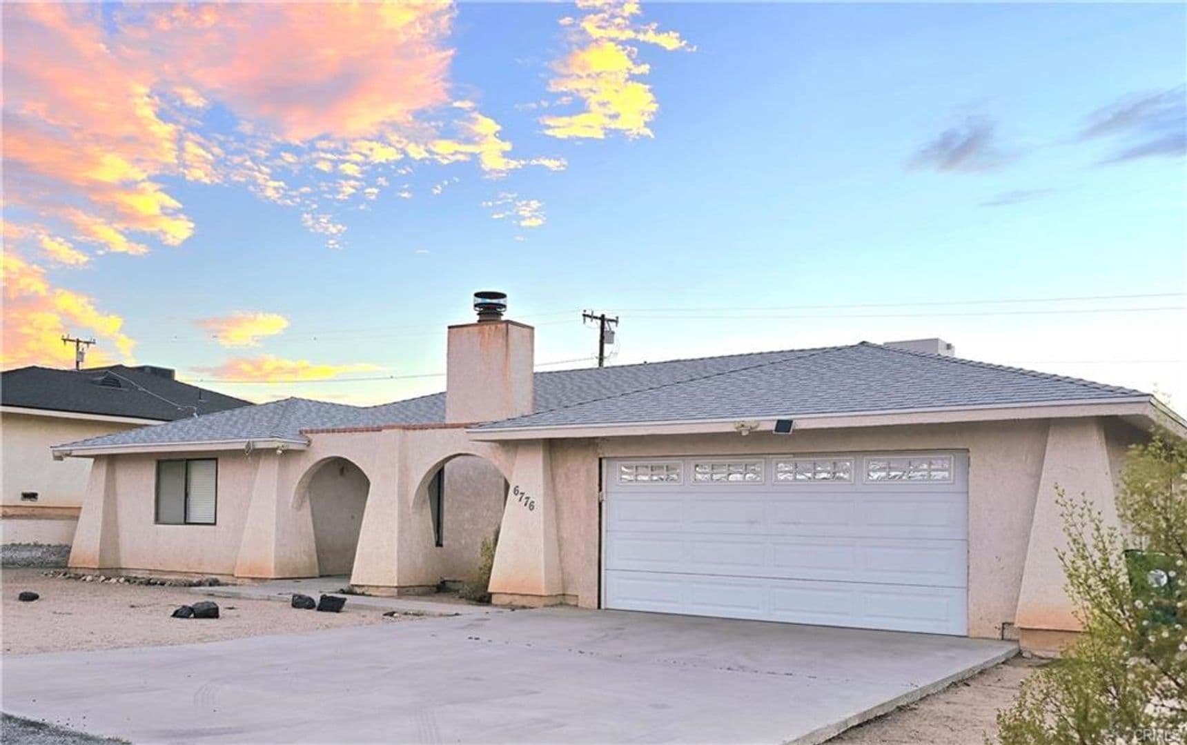 Twentynine Palms House: 6776 Quail Spring Ave