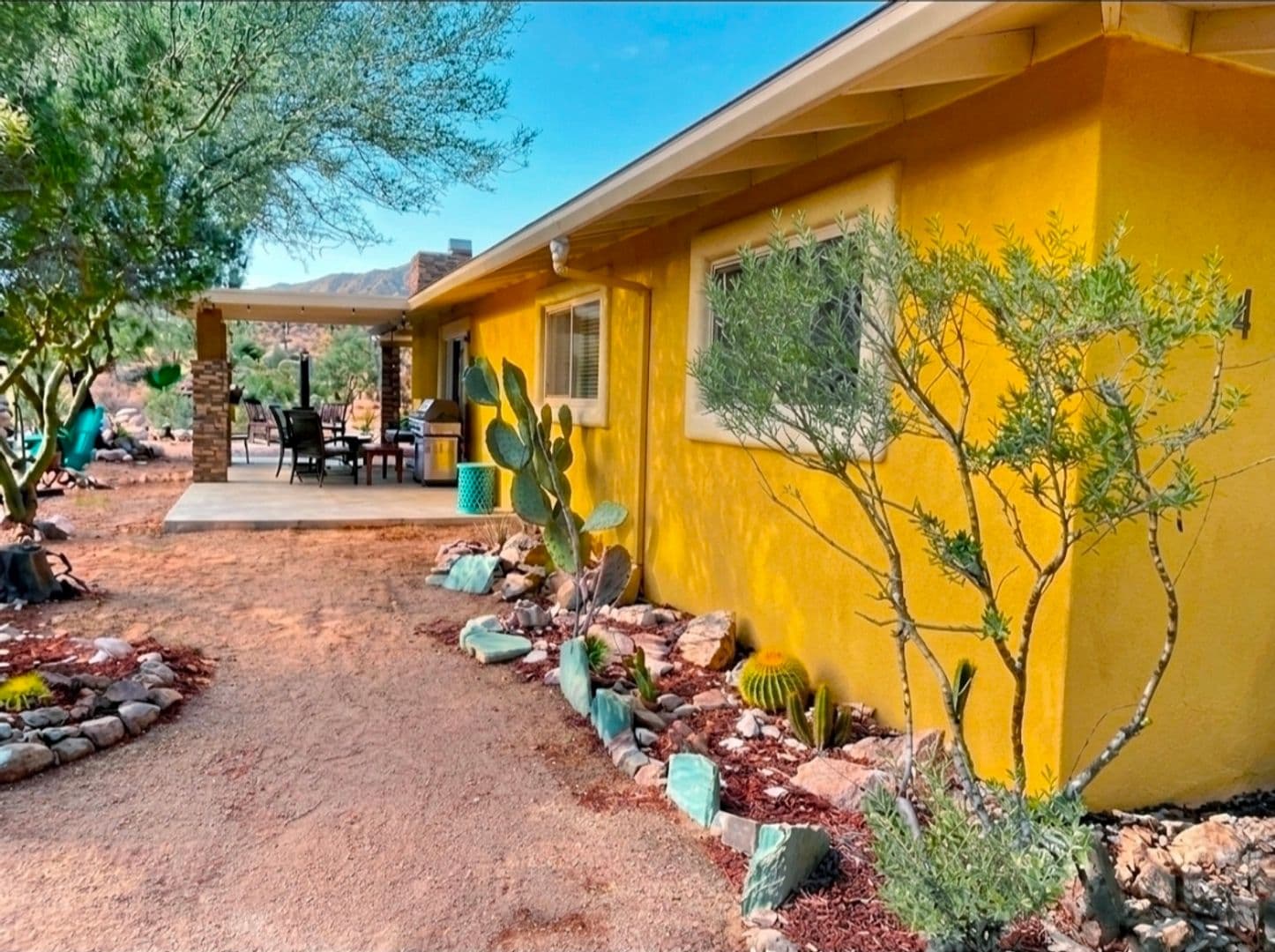 Morongo Valley House: 50521 Skyview Ln