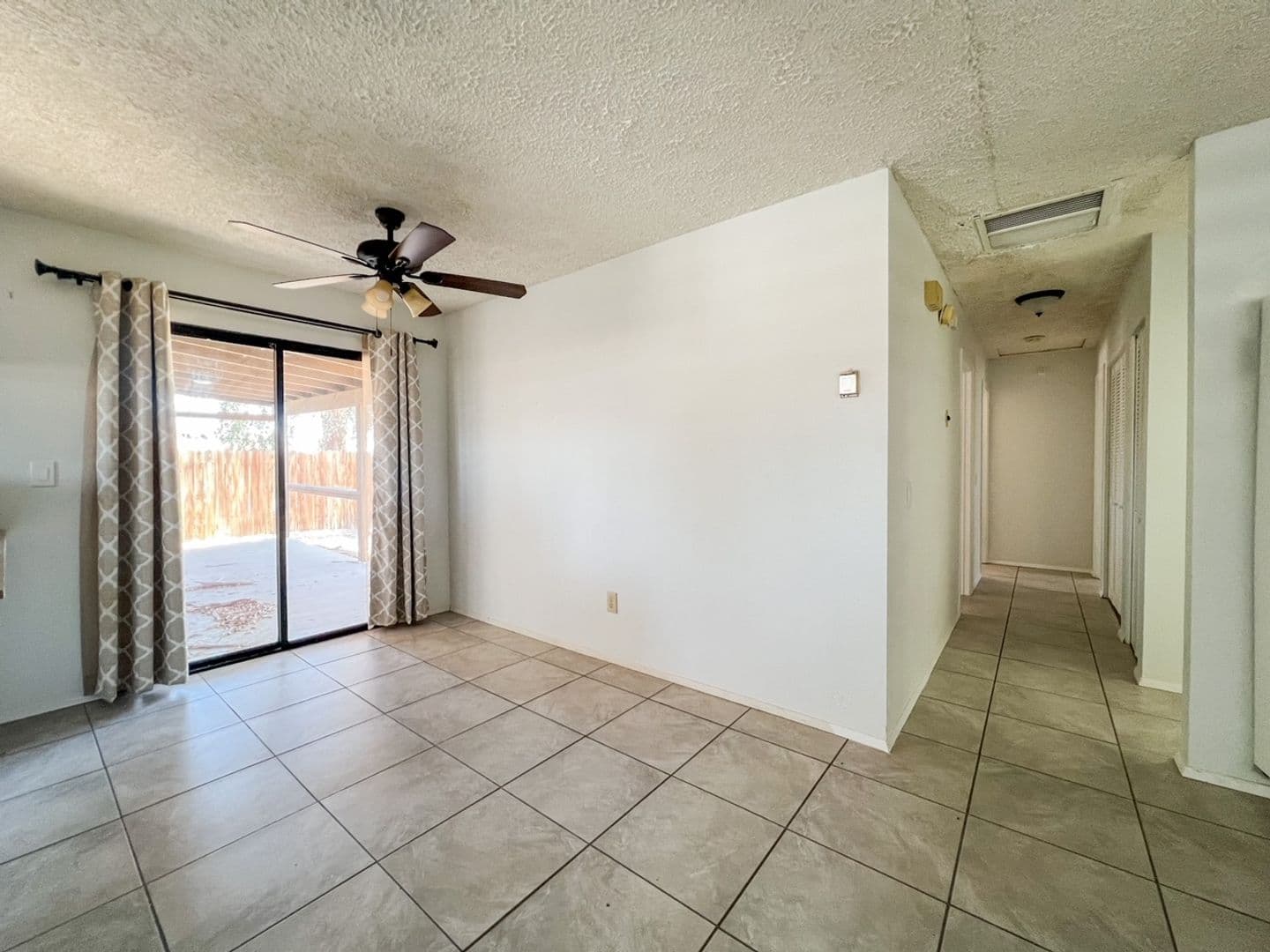 Twentynine Palms House: 6245 Cahuilla Ave