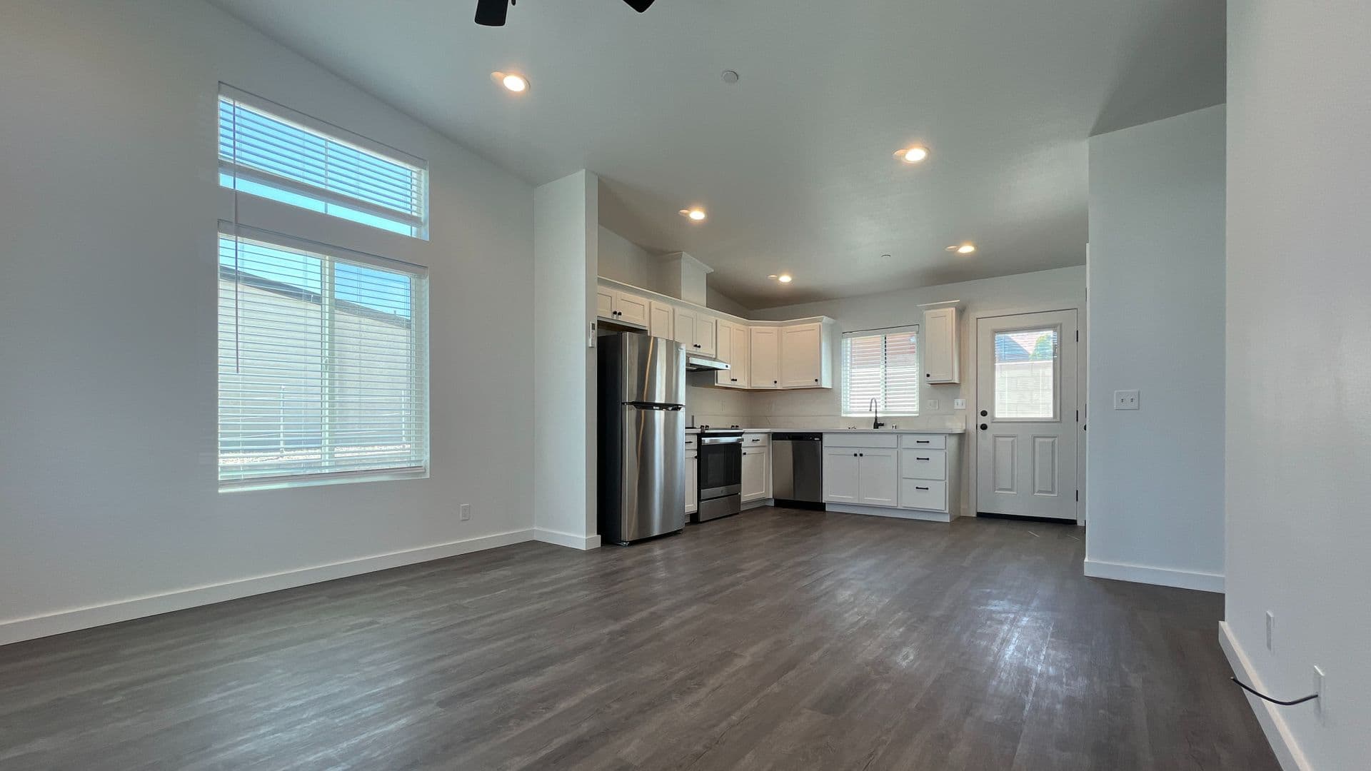 Twentynine Palms Apartment: 73449 Desert Trail