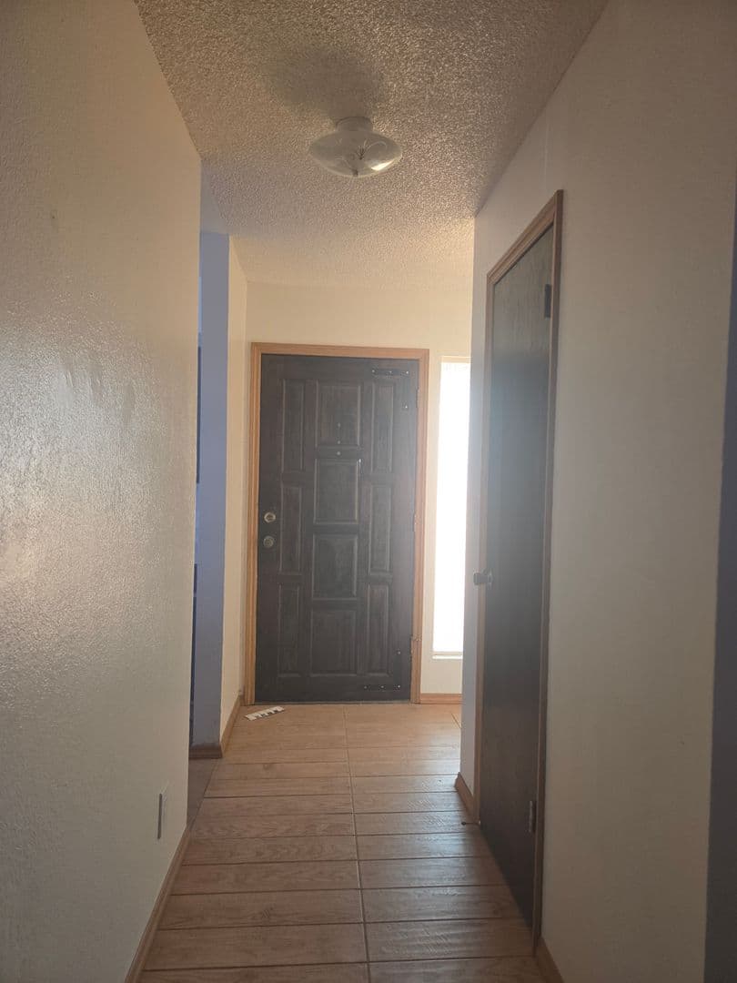 Twentynine Palms House: 72565 Granite Ave