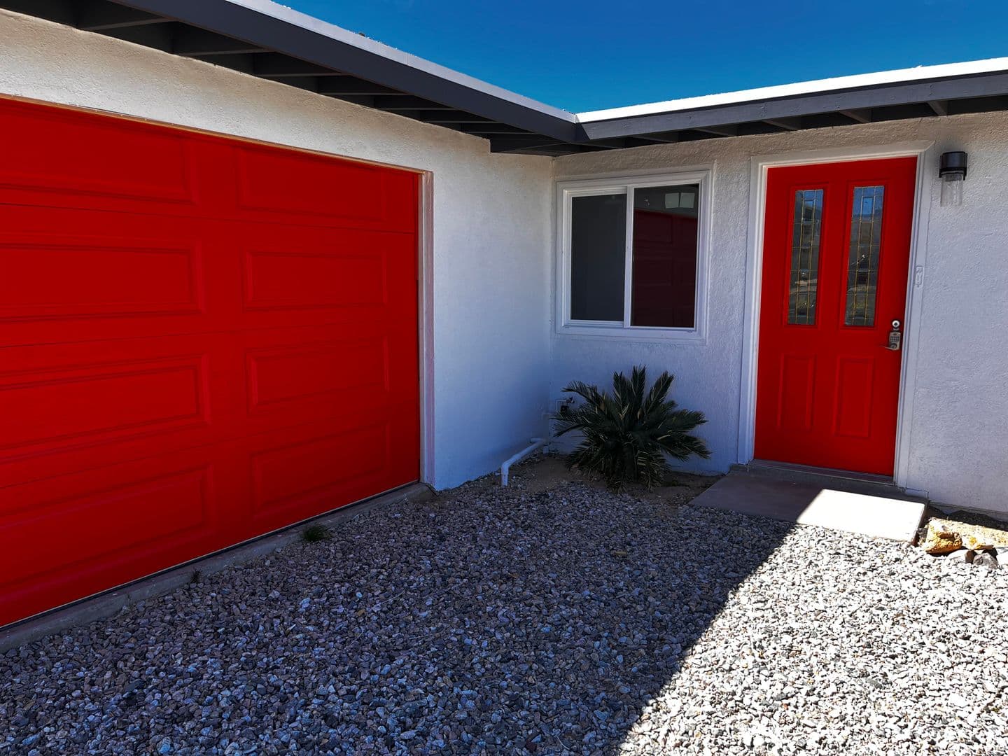 Twentynine Palms House: 7042 Ivanpah Avenue