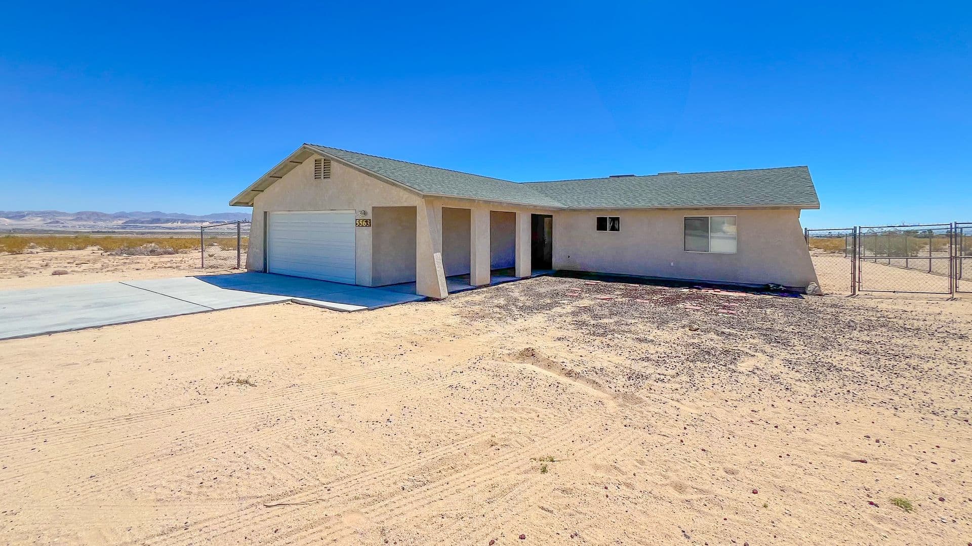Twentynine Palms House: 5563 Morongo Rd