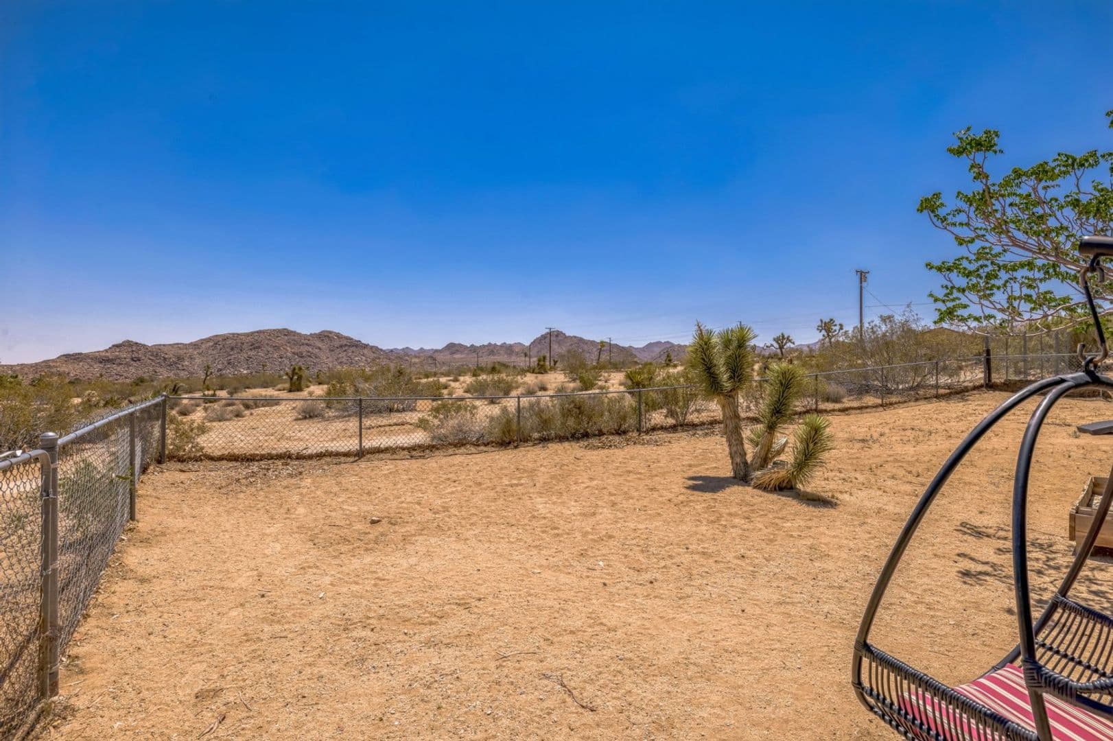 Joshua Tree House: 61381 Alta Mura Dr.