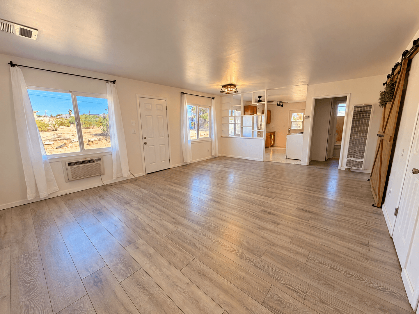Twentynine Palms House: 73144 Sun Valley Dr.
