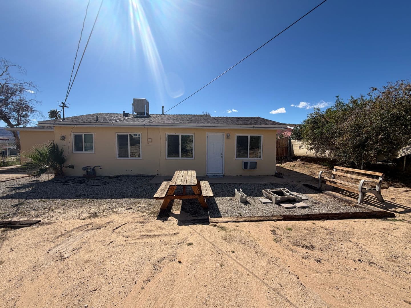 Twentynine Palms House: 73144 Sun Valley Dr.