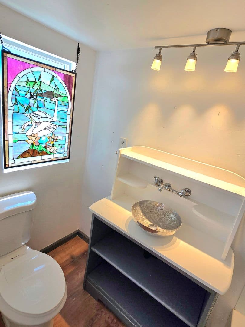Twentynine Palms House: 2300 Bullion Mtn Rd.    (0528)