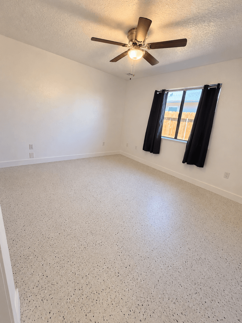 Twentynine Palms House: 71810 El Paseo