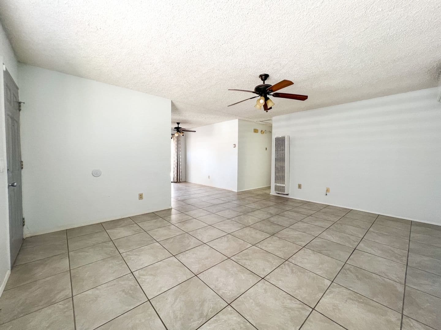 Twentynine Palms House: 6245 Cahuilla Ave