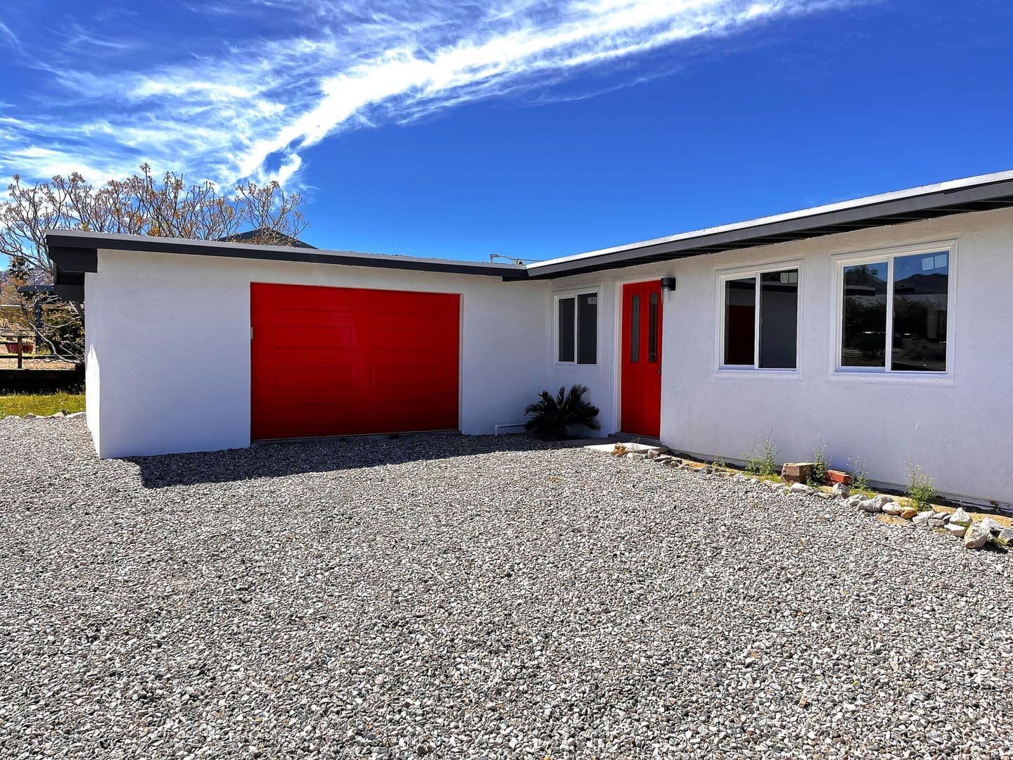 Twentynine Palms House: 7042 Ivanpah Avenue
