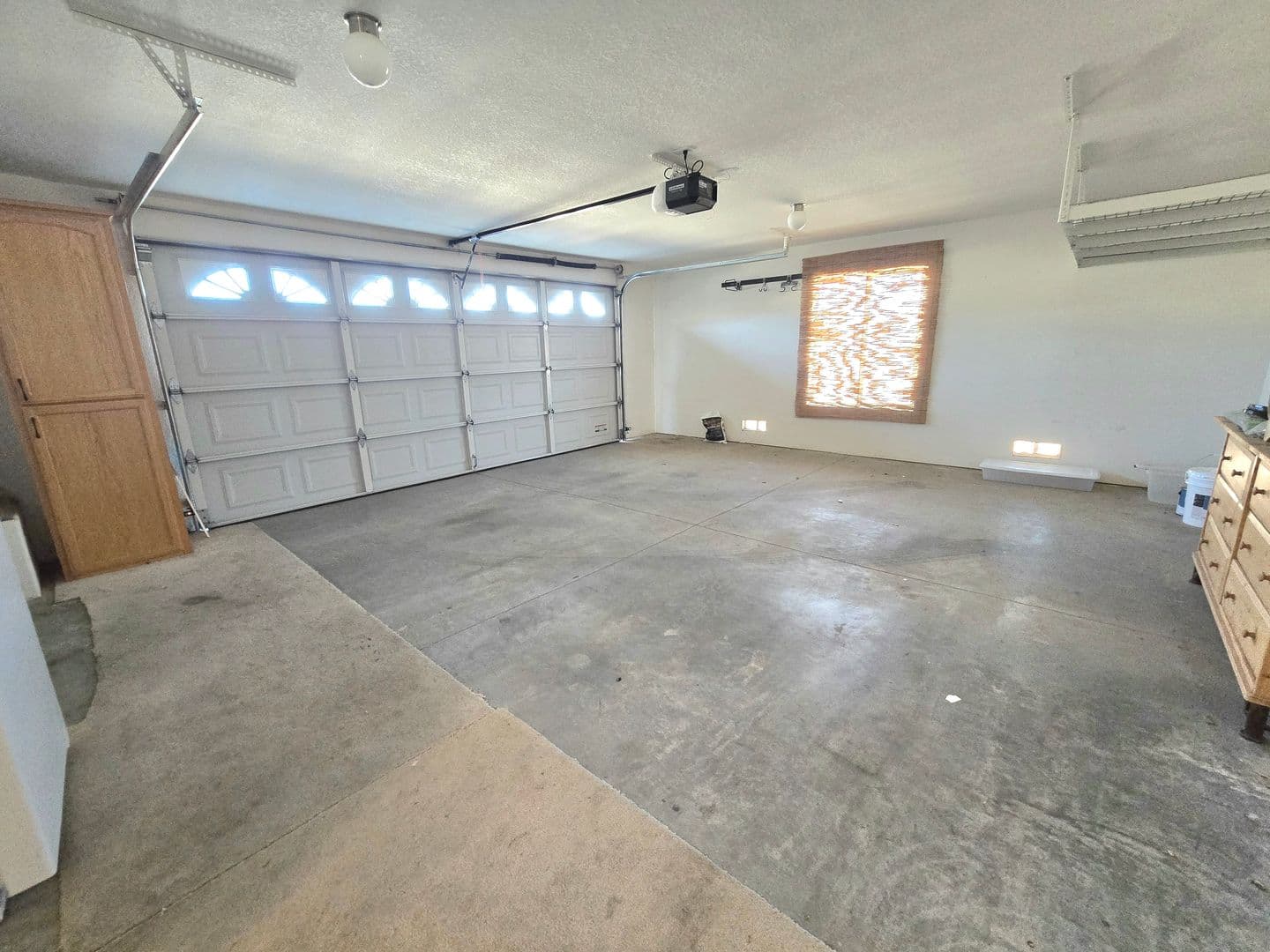 Twentynine Palms House: 74404 Pinon Dr