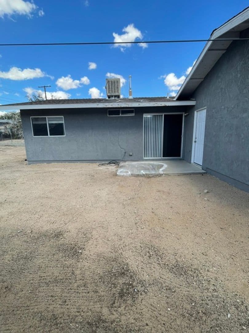29 Palms House: 5960 Cahuilla