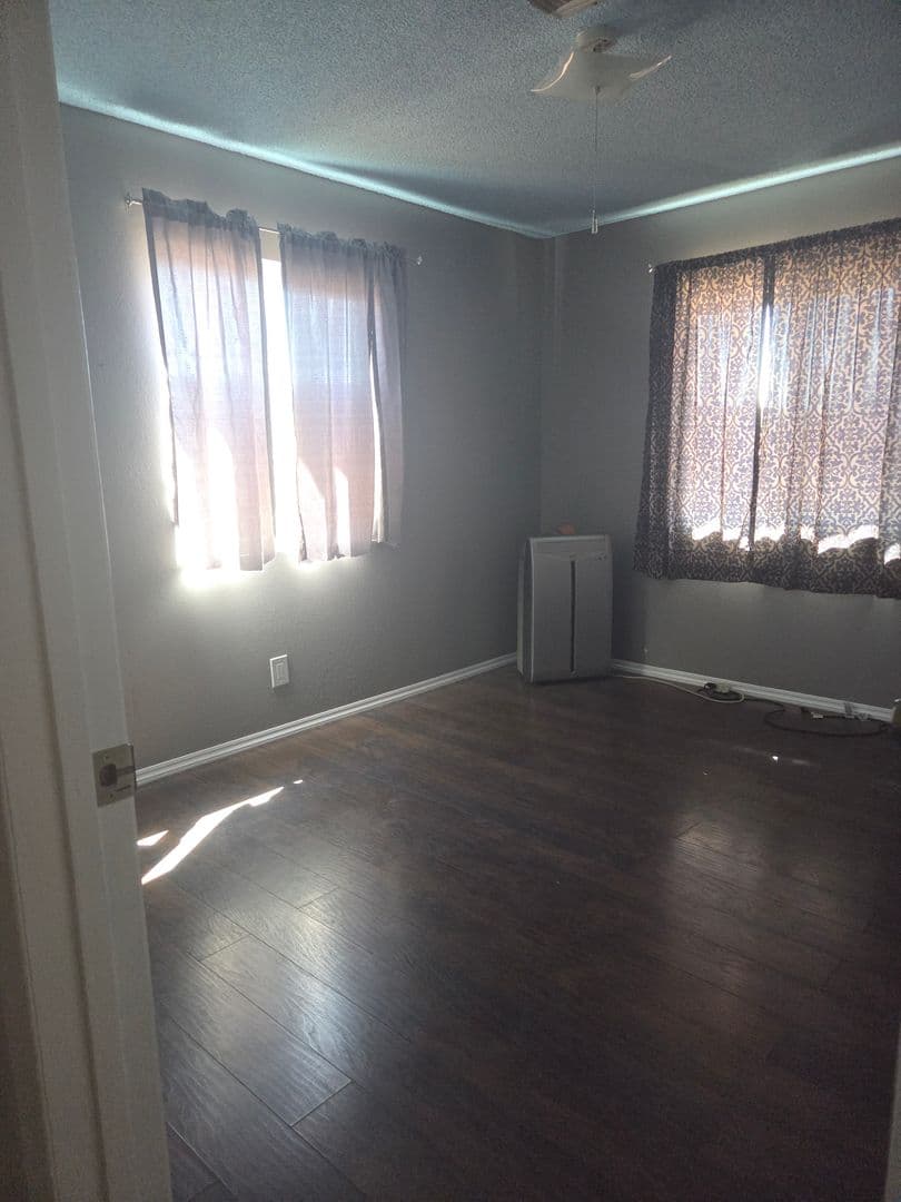 Twentynine Palms House: 72565 Granite Ave