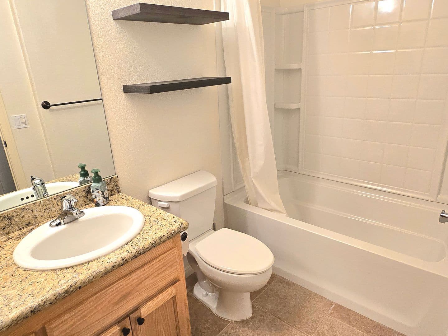 Twentynine Palms House: 74404 Pinon Dr