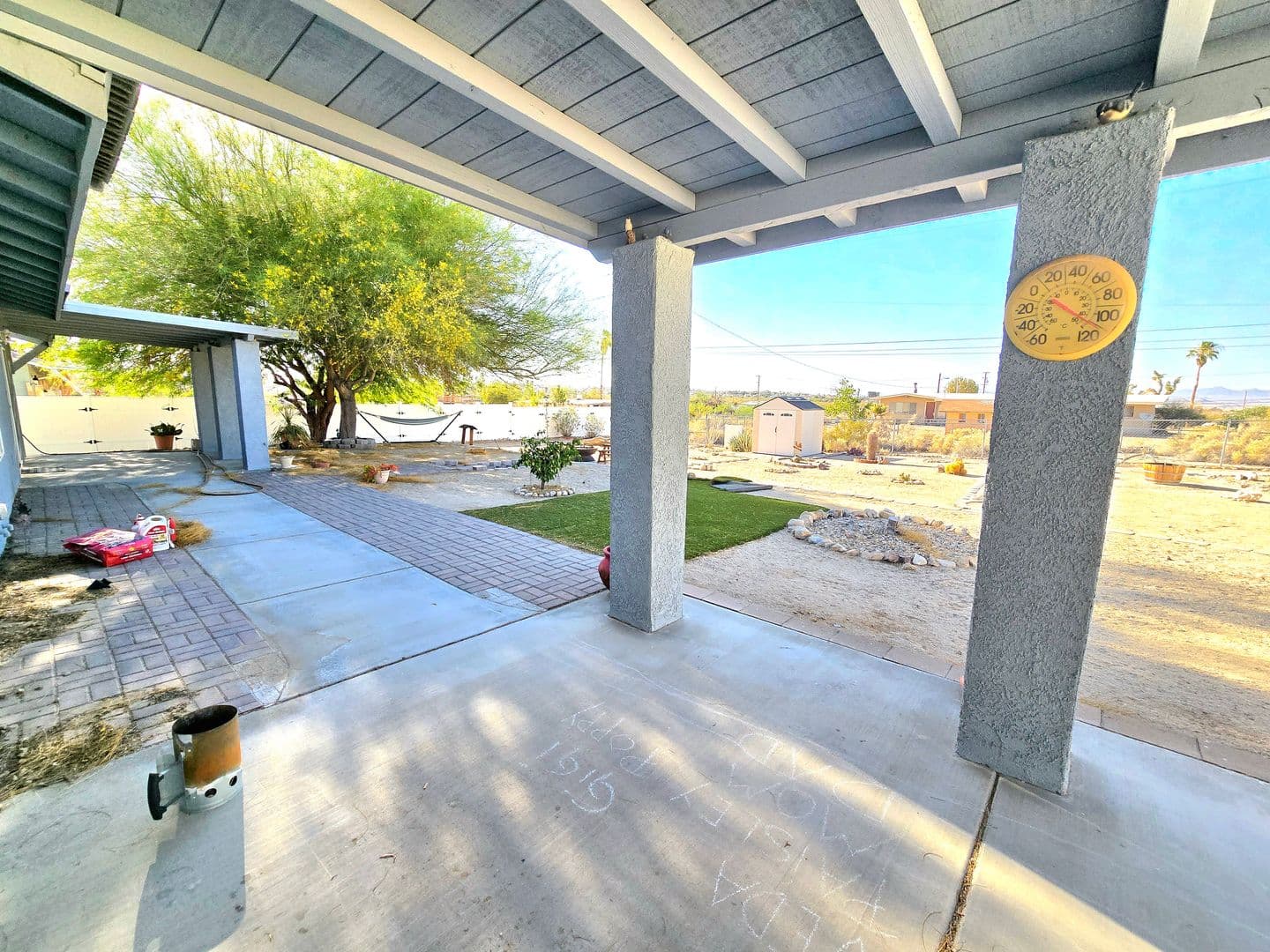 Twentynine Palms House: 74404 Pinon Dr