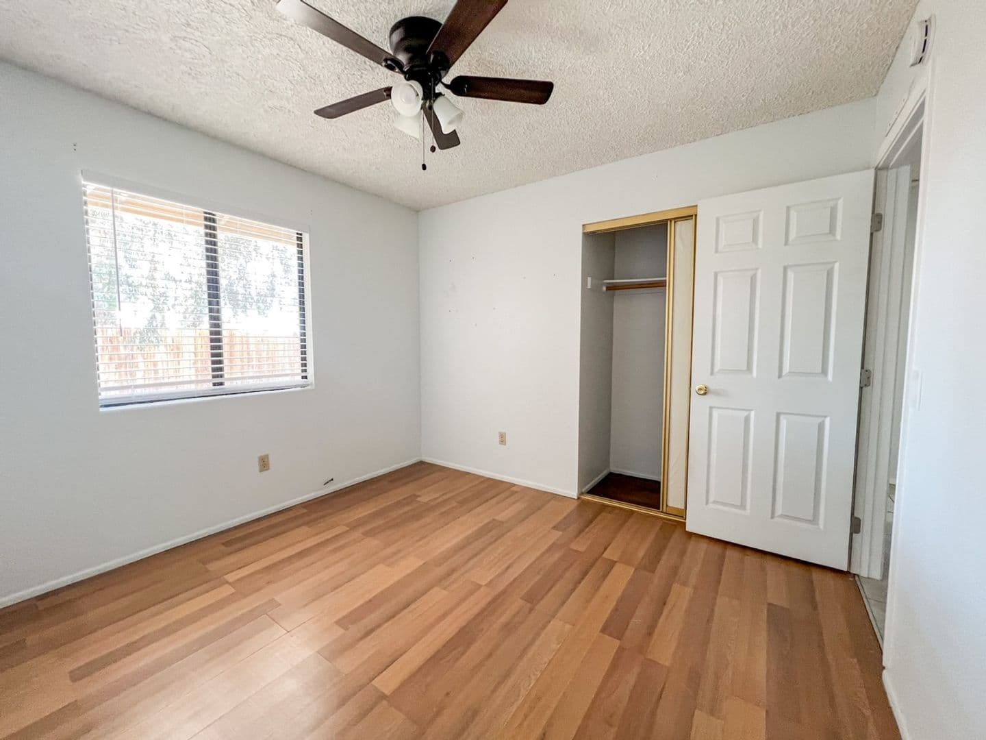 Twentynine Palms House: 6245 Cahuilla Ave