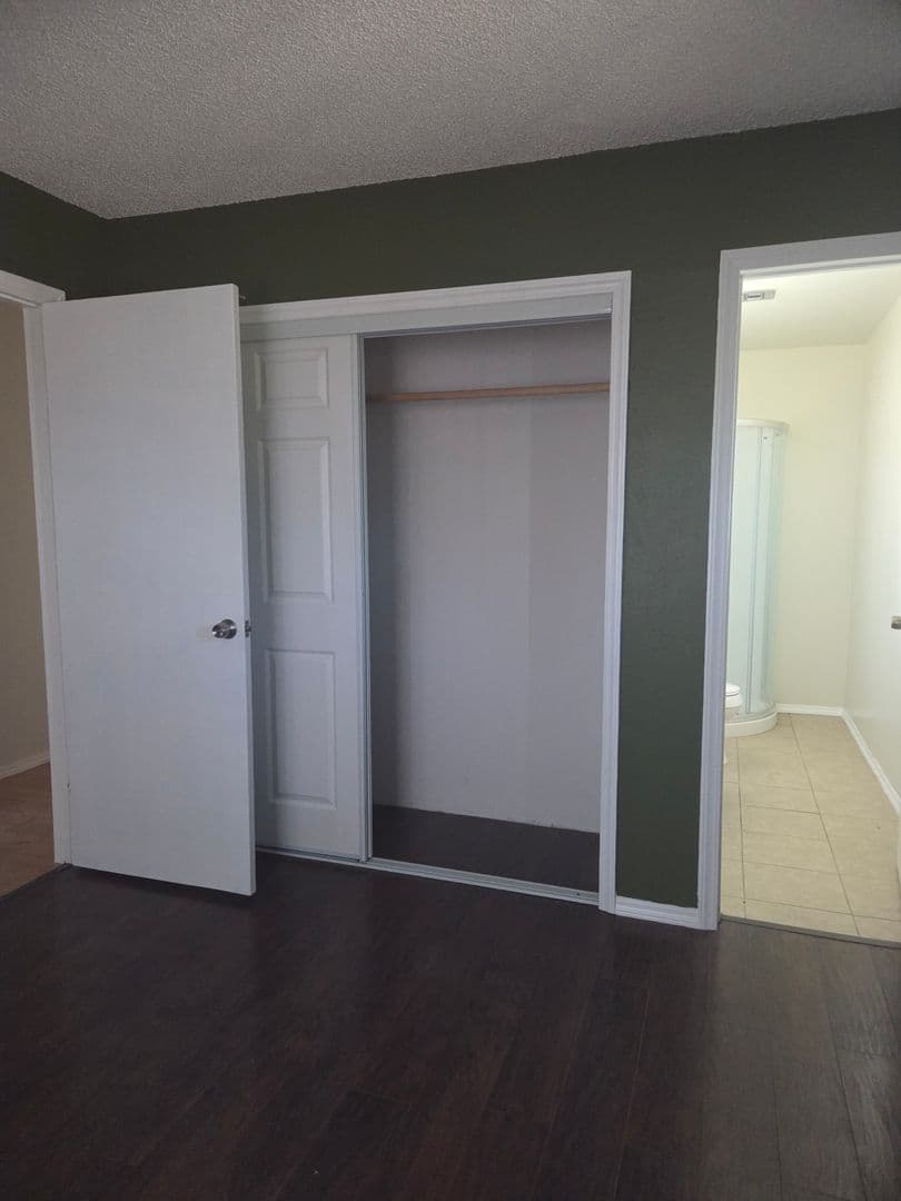 Twentynine Palms House: 72565 Granite Ave