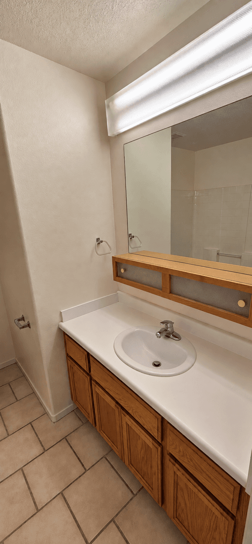 Twentynine Palms House: 5563 Morongo Rd